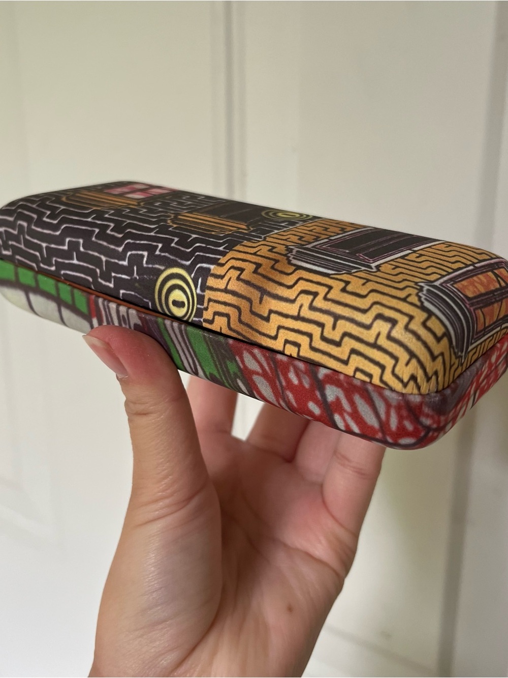 LA Eyeworks Designer Sunglasses Case! - Picture 4 of 7